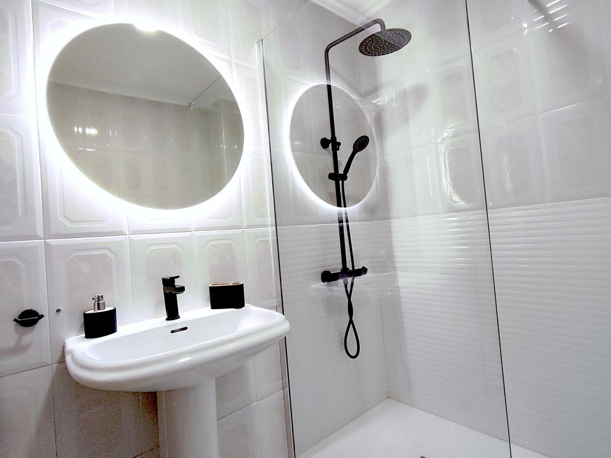 Diseno Y Relax Apartamento De Dos Habitaciones Cerca De La Playa Malaga Bagian luar foto
